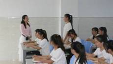 ���;���ʫ�裬�ٽ��л�ʫ�����С��������Ļ��ν����ҿ�չ���Ľ�ѧ�����λ