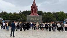 �ǿչٷ���վʦ����չ���廳�������ң�������ɫѪ����������ɨ�