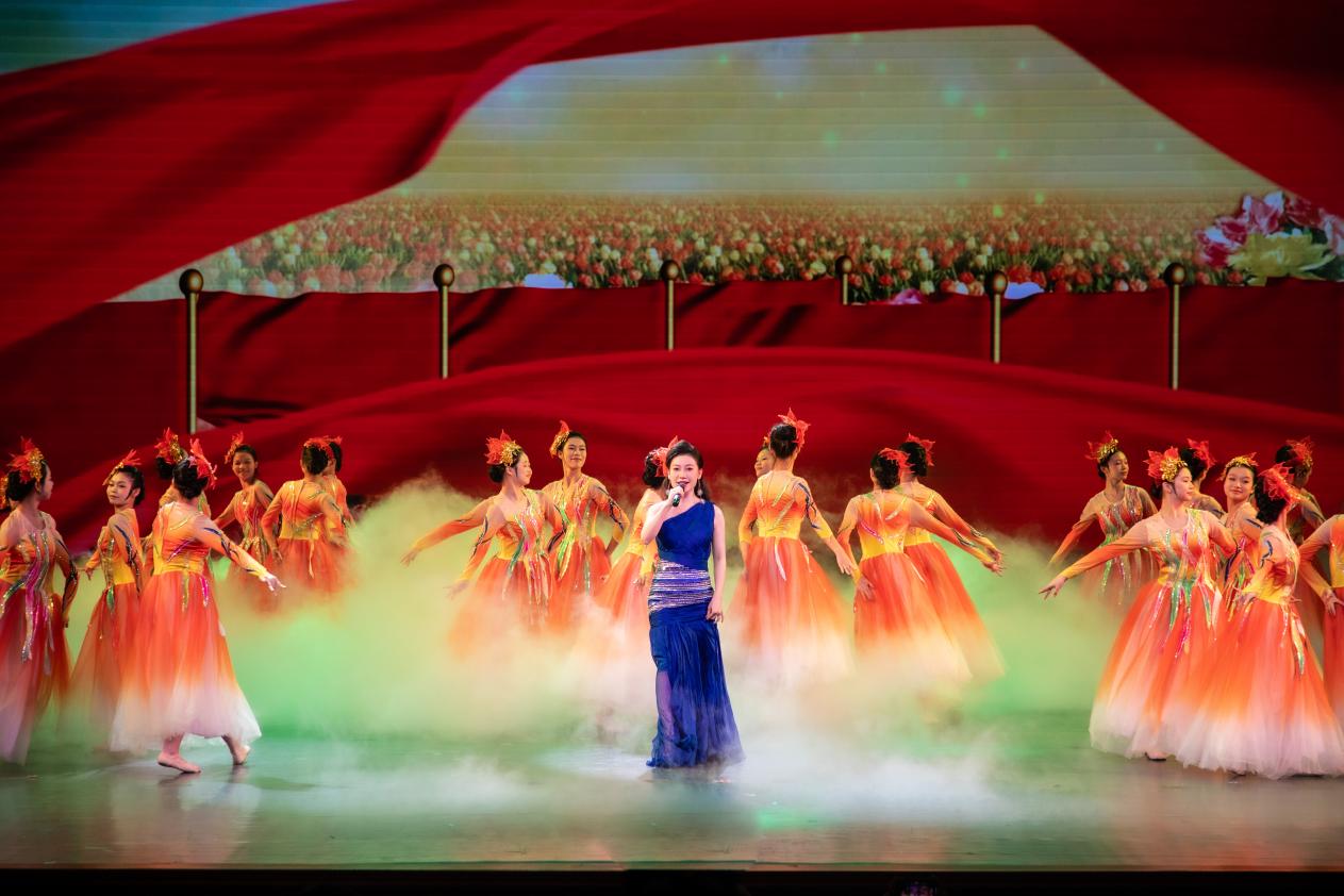 3�����й�